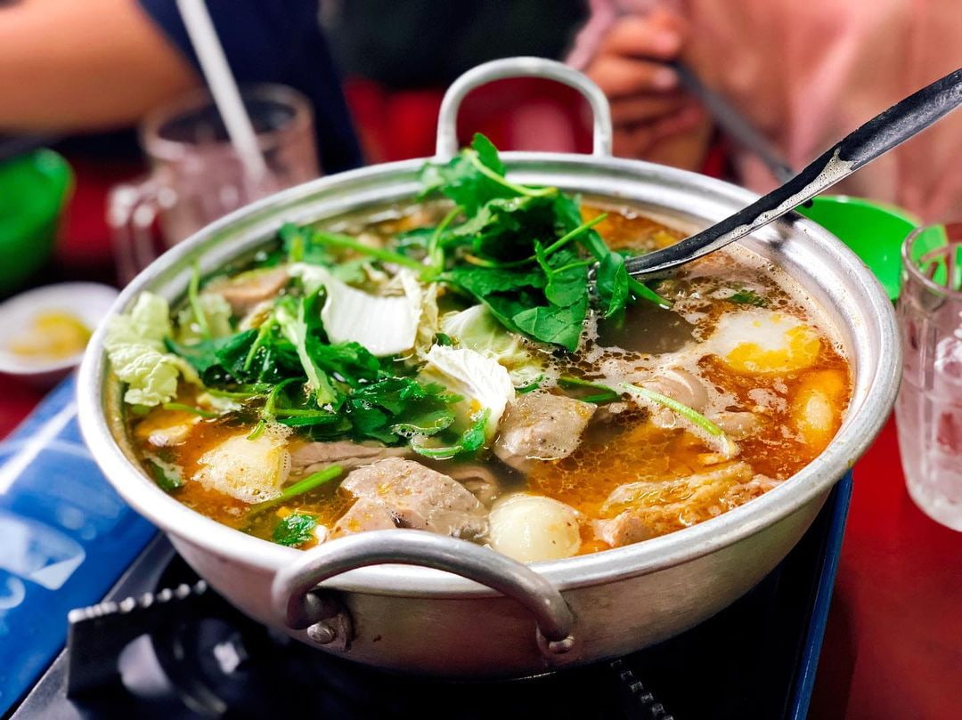 Lẩu bò Ba Toa