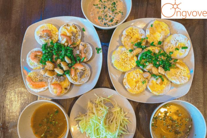 Bánh căn Nhà Chung Đà Lạt