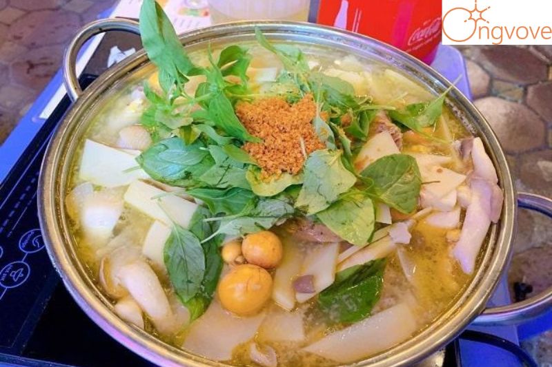 Lẩu là lá é Hạnh Đà lạt