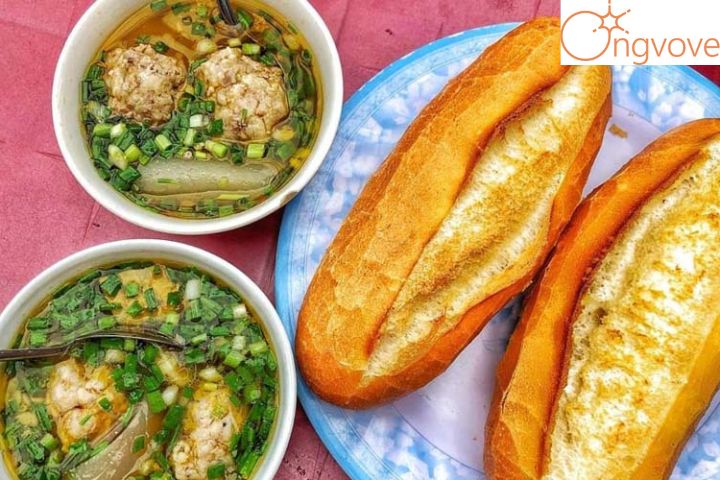 Bánh mì xíu mại Yết Kiêu Đà Lạt