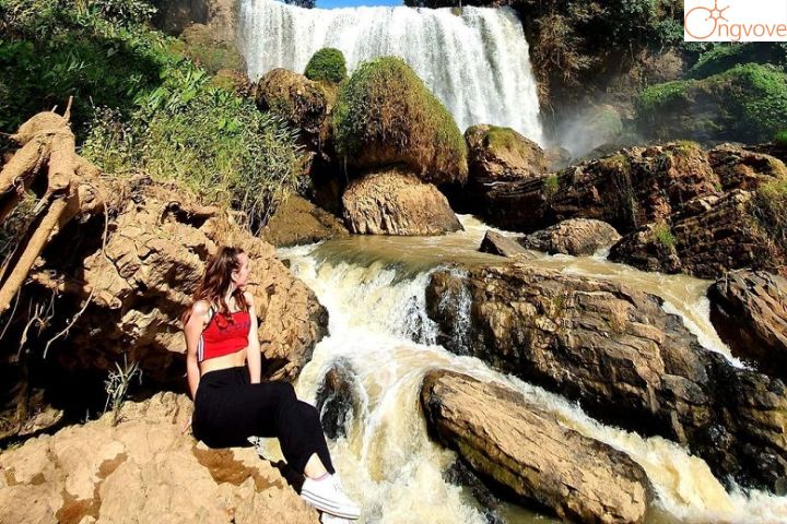 Trekking Lên Đỉnh Thác Voi