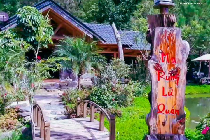 Đặt phòng lưu trú khi nghỉ đêm tại Ma Rừng Lữ Quán.