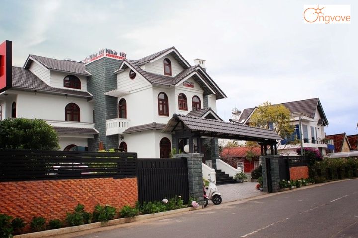 Nhà hàng Nhà Tôi
