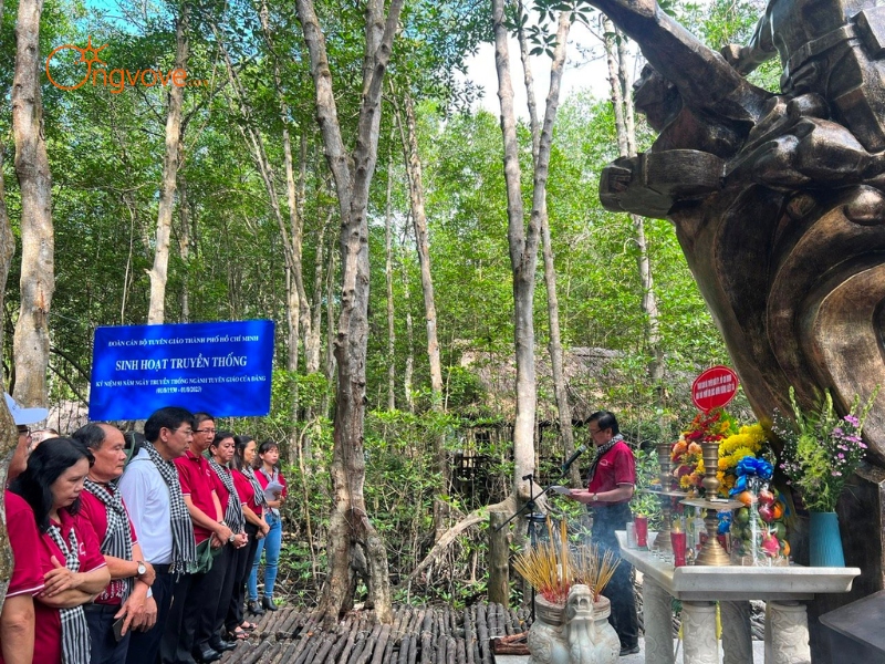 Tại Sao Bạn Cần Một Tour Guide Cần Giờ?