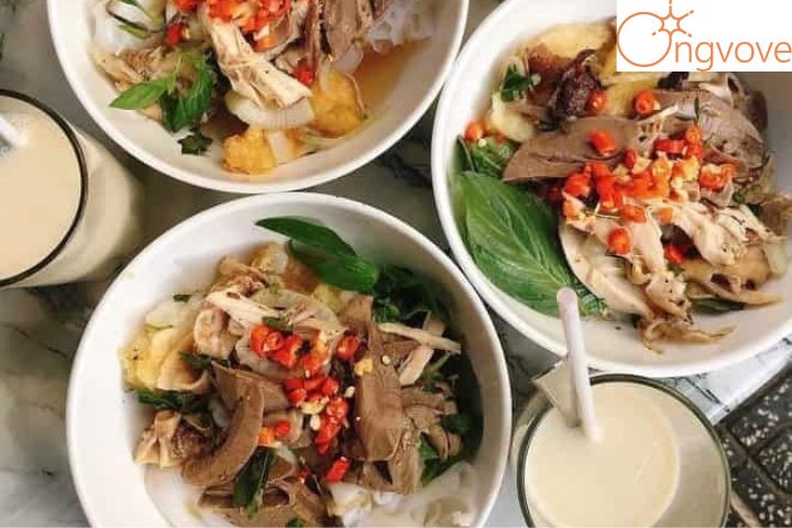 Bánh ướt lòng gà Long Đà Lạt