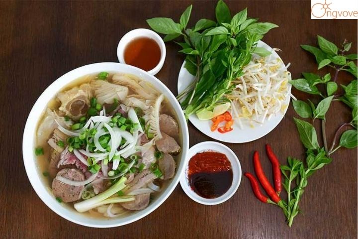 Quán phở Thọ – Gà rẫy phú quốc