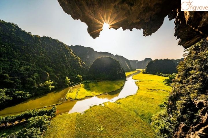 Tam Cốc - Bích Động