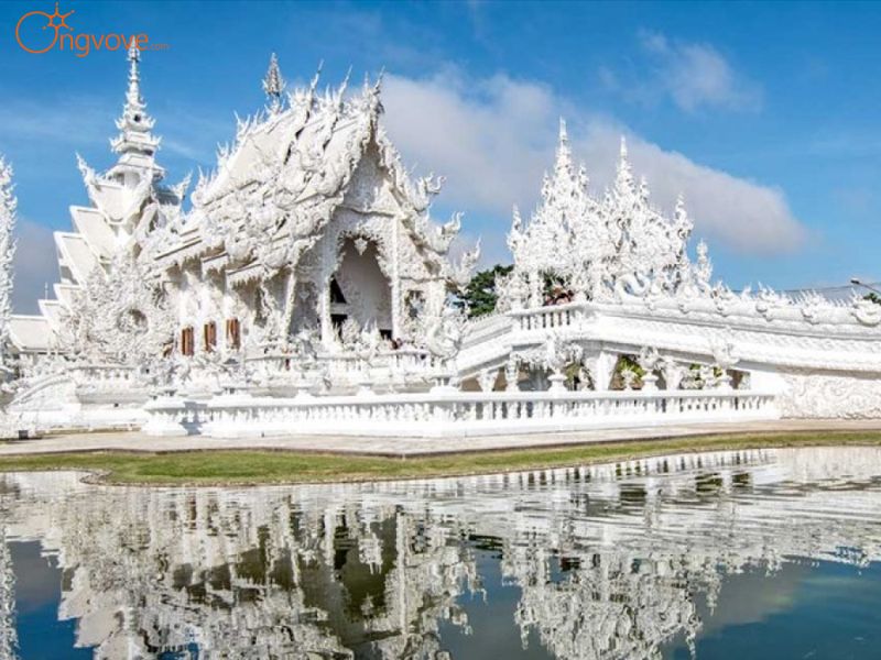 Wat Rong Khun - White Temple